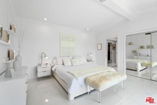 Single Family Residence, 14652 Deervale pl, Sherman Oaks, CA 91403 - 19