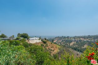 Single Family Residence, 14652 Deervale pl, Sherman Oaks, CA 91403 - 44