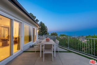 Single Family Residence, 14652 Deervale pl, Sherman Oaks, CA 91403 - 38