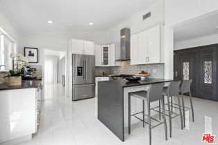 Single Family Residence, 14652 Deervale pl, Sherman Oaks, CA 91403 - 13