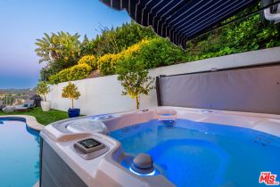 Single Family Residence, 14652 Deervale pl, Sherman Oaks, CA 91403 - 36