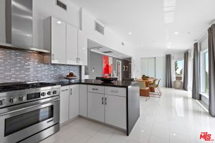 Single Family Residence, 14652 Deervale pl, Sherman Oaks, CA 91403 - 14