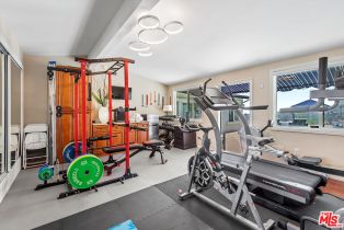 Single Family Residence, 14652 Deervale pl, Sherman Oaks, CA 91403 - 26