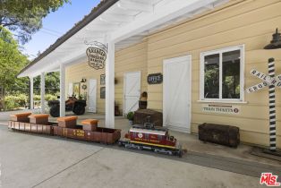 Single Family Residence, 4535 Vanalden ave, Tarzana, CA 91356 - 40