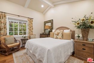 Single Family Residence, 4535 Vanalden ave, Tarzana, CA 91356 - 33