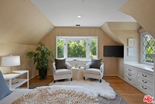 Single Family Residence, 11818 Laurel Hills rd, Studio City, CA 91604 - 31