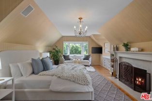 Single Family Residence, 11818 Laurel Hills rd, Studio City, CA 91604 - 30