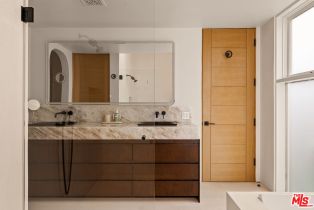 , 2341 Wilson ave, Venice, CA 90291 - 23