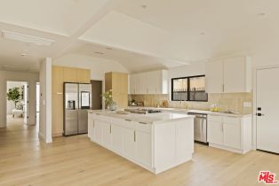 Single Family Residence, 2370 Kelton ave, Westwood, CA 90064 - 4