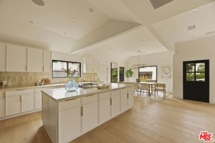 Single Family Residence, 2370 Kelton ave, Westwood, CA 90064 - 5