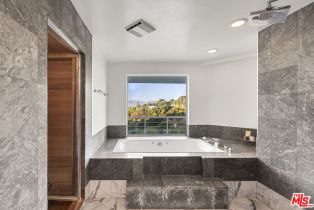 Single Family Residence, 3670 Avenida Del Sol, Studio City, CA 91604 - 24