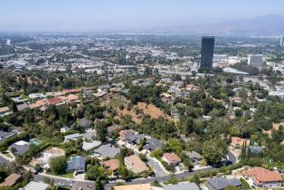 , 3607 Bellfield way, Studio City, CA 91604 - 32