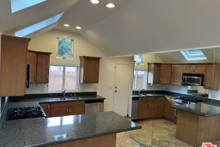 , 2454 Penmar, Venice, CA 90291 - 15