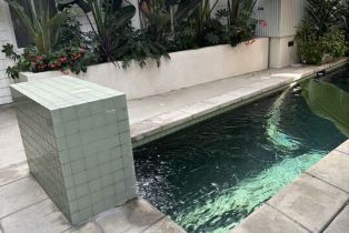 , 2454 Penmar, Venice, CA 90291 - 2