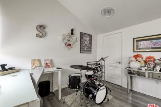 Condominium, 4477 Woodman ave, Sherman Oaks, CA 91423 - 13