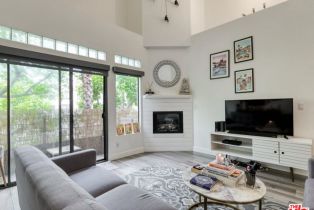 Condominium, 4477 Woodman ave, Sherman Oaks, CA 91423 - 10