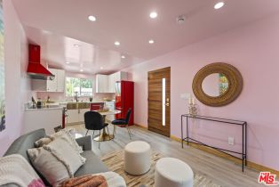 Single Family Residence, 17660 Martha st, Encino, CA 91316 - 66