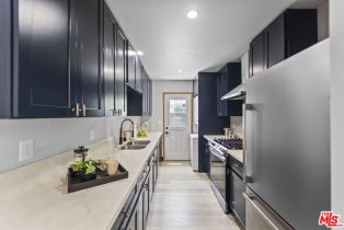 Single Family Residence, 17660 Martha st, Encino, CA 91316 - 16