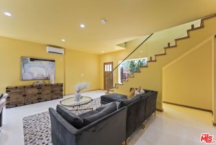 Single Family Residence, 17660 Martha st, Encino, CA 91316 - 47