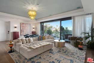 Condominium, 8420 Sunset blvd, West Hollywood , CA 90069 - 8