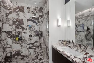 Condominium, 8420 Sunset blvd, West Hollywood , CA 90069 - 36