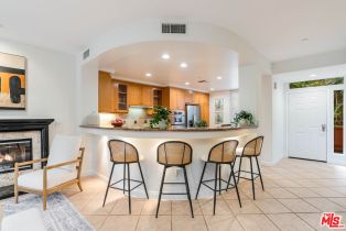 Condominium, 13173 Pacific promenade, Playa Vista, CA 90094 - 4