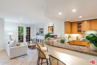 Condominium, 13173 Pacific promenade, Playa Vista, CA 90094 - 5