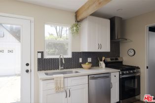 Single Family Residence, 231 Cedar ave, Burbank, CA 91502 - 7