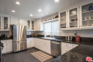 , 2609 Rockefeller ln, Redondo Beach, CA 90278 - 2