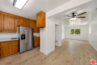 , 2011 Evergreen st, Burbank, CA 91505 - 7