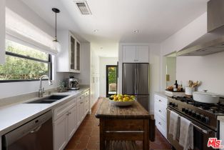 Single Family Residence, 12044 Pacoima ct, Studio City, CA 91604 - 17