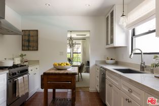 Single Family Residence, 12044 Pacoima ct, Studio City, CA 91604 - 16