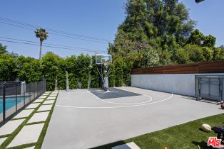 Single Family Residence, 6610 Farralone ave, Woodland Hills, CA 91303 - 16