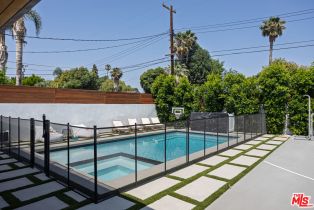 Single Family Residence, 6610 Farralone ave, Woodland Hills, CA 91303 - 15