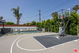 Single Family Residence, 6610 Farralone ave, Woodland Hills, CA 91303 - 17