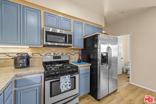 Single Family Residence, 21683 Wo He Lo trl, Chatsworth, CA 91311 - 17