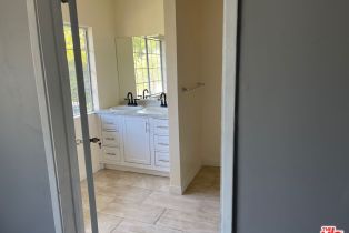 , 15013 Hartsook st, Sherman Oaks, CA 91403 - 13