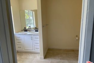 , 15013 Hartsook st, Sherman Oaks, CA 91403 - 18