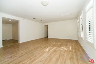 , 5625 Crescent park, Playa Vista, CA 90094 - 3