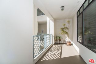 , 5625 Crescent park, Playa Vista, CA 90094 - 10