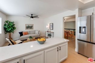 Condominium, 21515 Erwin st, Woodland Hills, CA 91367 - 11