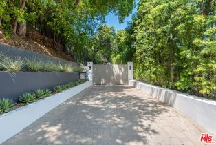 Single Family Residence, 15941 Skytop rd, Encino, CA 91436 - 2