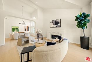 Single Family Residence, 22248 Cairnloch st, Calabasas, CA 91302 - 5