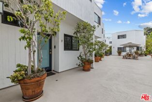 Condominium, 2500 Abbot Kinney blvd, Venice, CA 90291 - 3