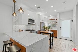 Condominium, 2500 Abbot Kinney blvd, Venice, CA 90291 - 9