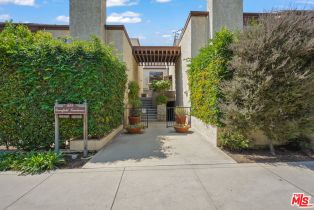 Condominium, 1655 Greenfield ave, Westwood, CA 90025 - 2