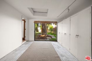 Single Family Residence, 21315 Ibanez ave, Woodland Hills, CA 91364 - 27