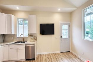 , 3903 Woodcliff rd, Sherman Oaks, CA 91403 - 20