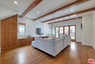 , 933 Venezia ave, Venice, CA 90291 - 10