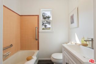 Single Family Residence, 11869 Weir st, Culver City, CA 90230 - 16